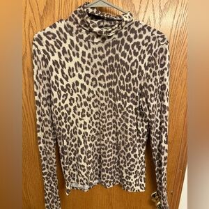 H&M Leopard Print Long Sleeve Top